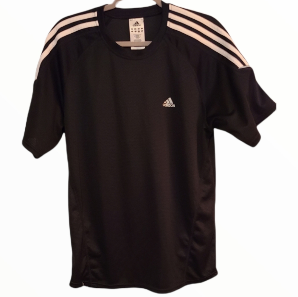 NWOT Adidas Response Men's T-shirt